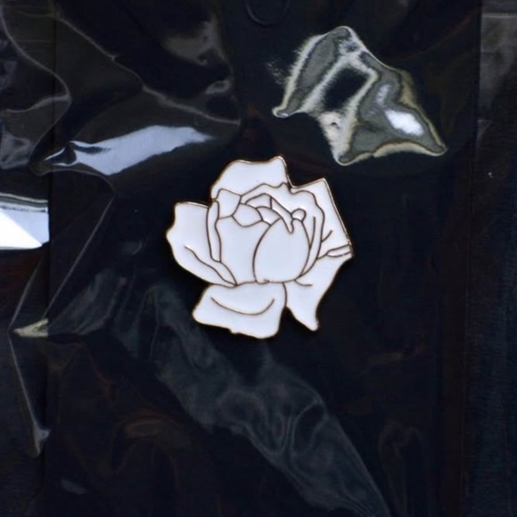 Pack of 5 Beautiful Brand New Self Love/Floral Enamel Pins - Picture 2 of 5